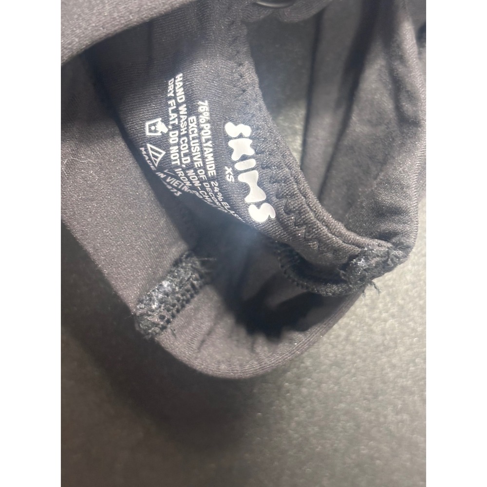 SKIMS NEW Triangle Bralette Everyday Comfortable Soft Bra‎ Onyx Black Size XS - Picture 4 of 4